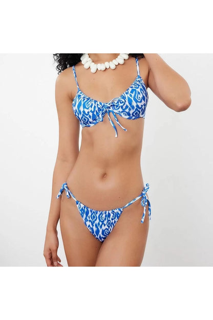 New Floral Balconette Normal Waist Brief Geometric Patterned Balconette Tunnel Regular Bikini Set