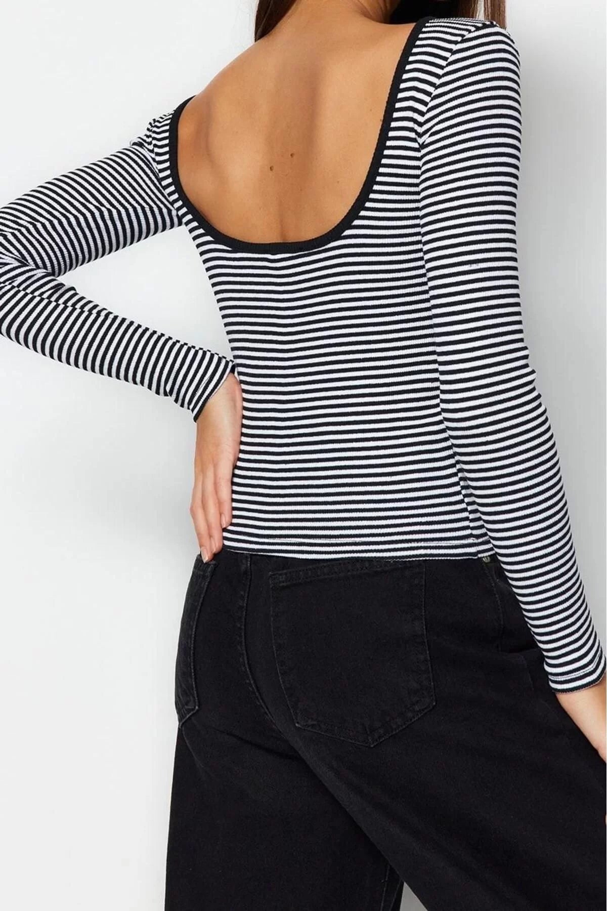 Women's Regular Slim Pattern Knitted Ecru Striped Backless Fitted Elastic Blouse