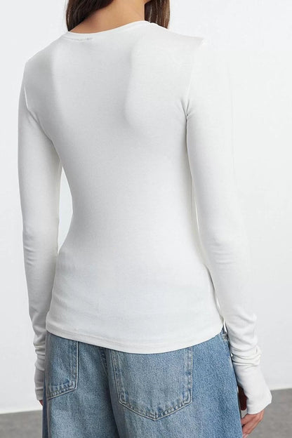 Women's Regular Crew Neck Slim Pattern Knitted Viscose Soft Fabric Finger-Paced Flexible Blouse