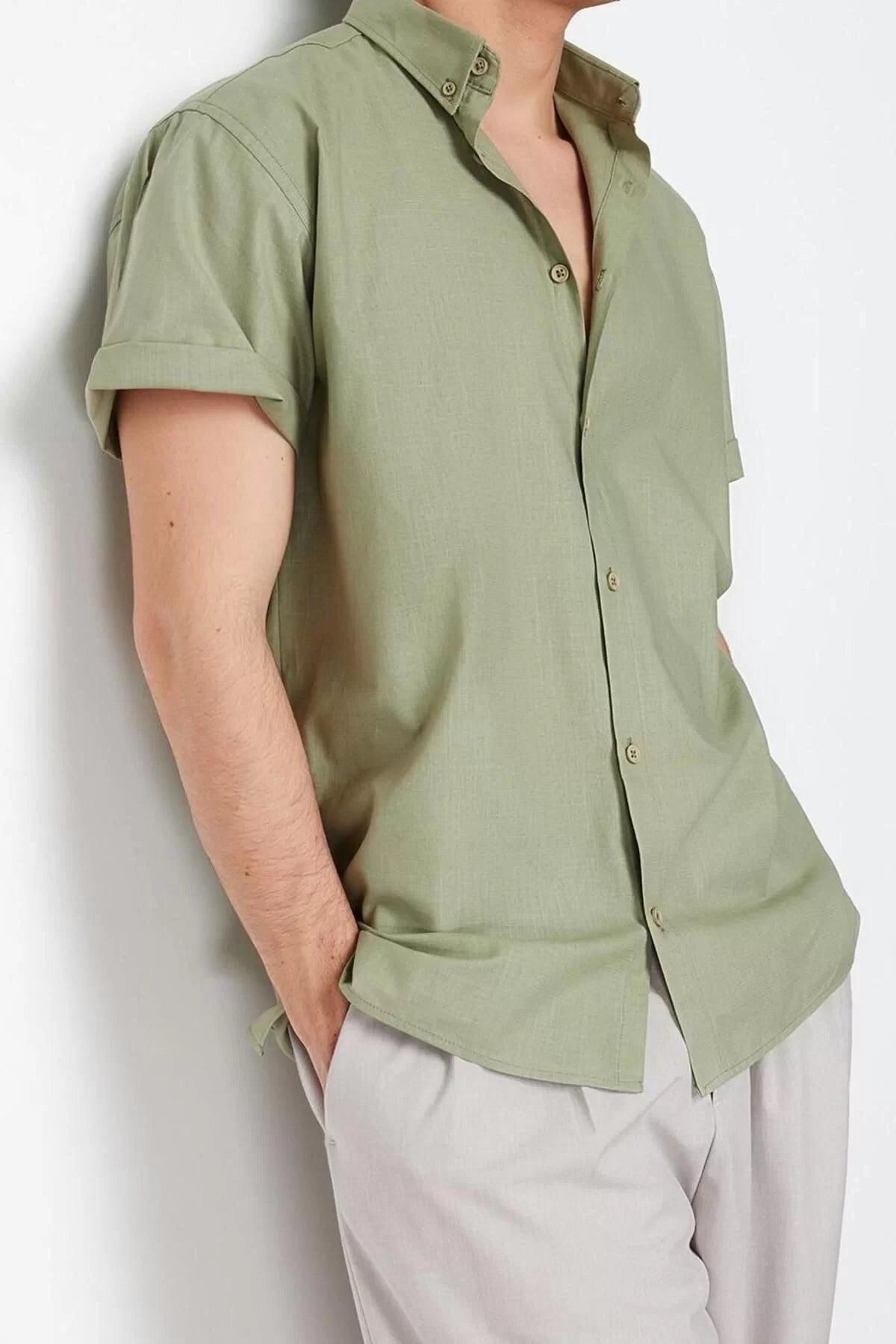 Men's Fashion Short Sleeve Woven Khaki Oversize Fit Shirt Collar Short Sleeve 100% Cotton Shirt