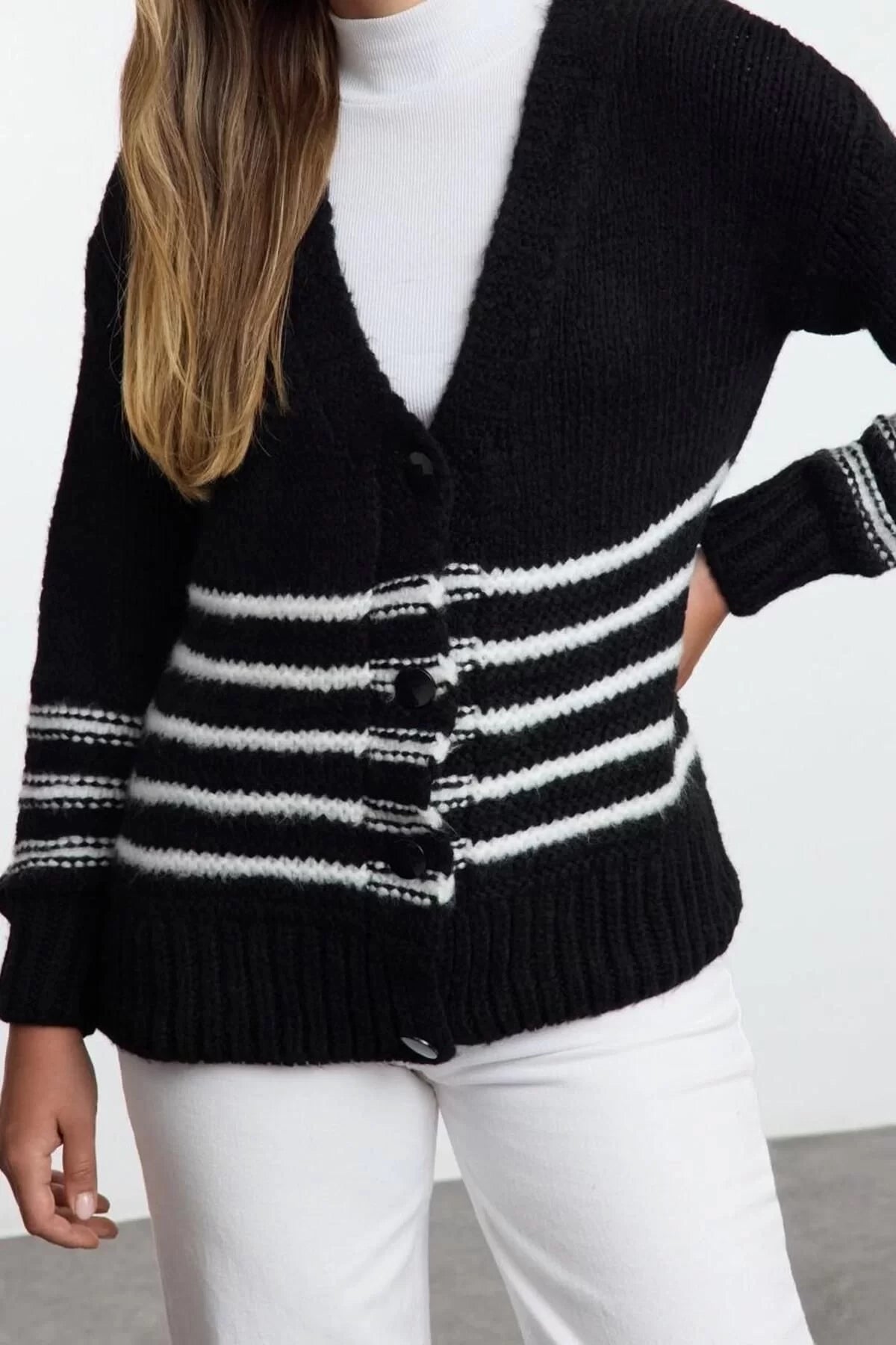 Women Fashion Stylish Regular V Neck Regular Soft Texture Striped Knitwear Cardigan