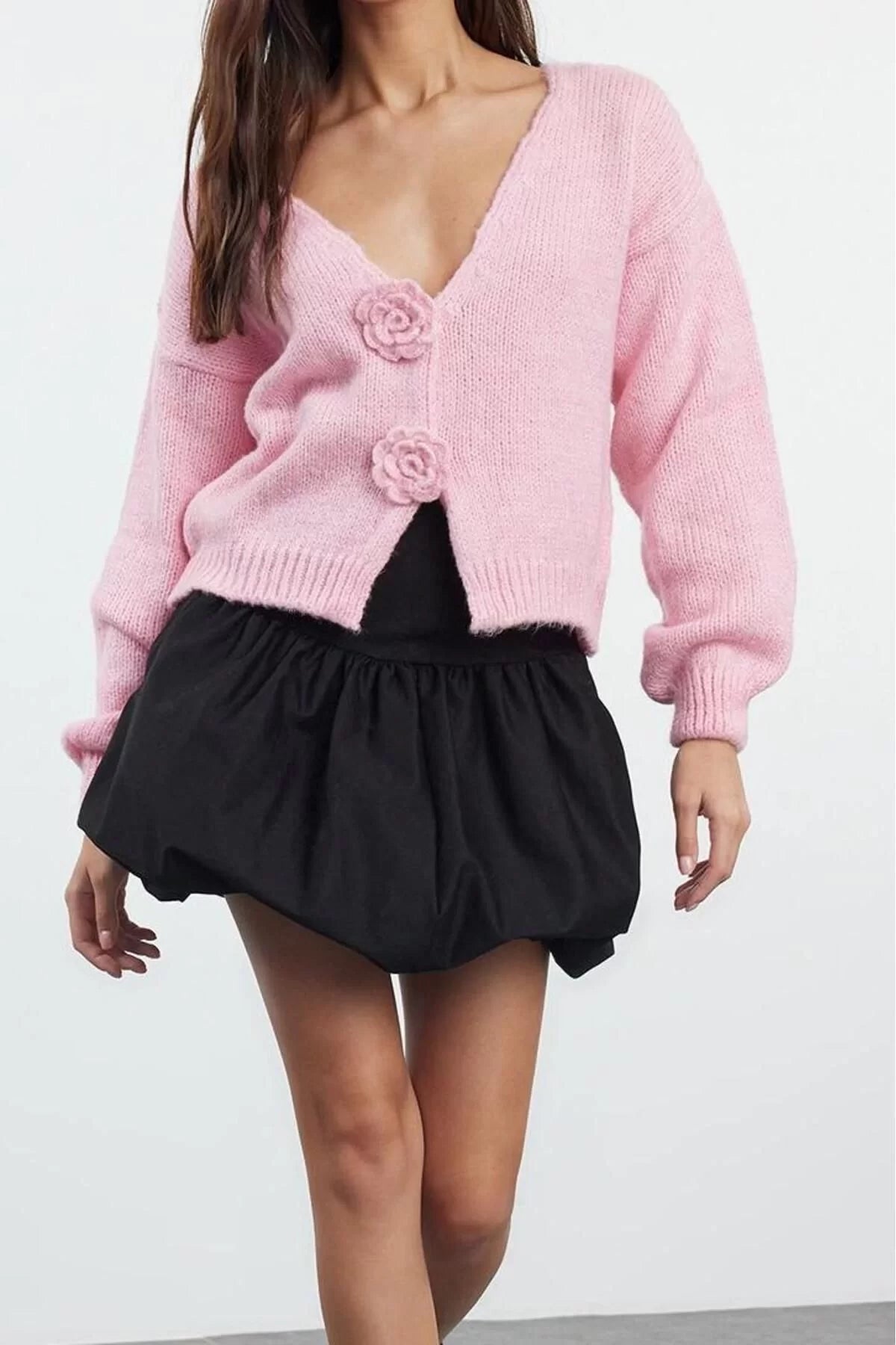 Women Fashion Stylish Regular V Neck Slim Rose Detailed Knitwear Cardigan