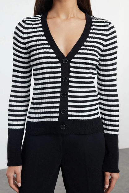 Women Fashion Stylish Regular V Neck Slim Striped Knitwear Cardigan