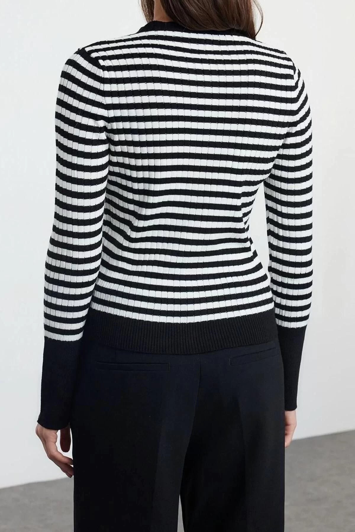 Women Fashion Stylish Regular V Neck Slim Striped Knitwear Cardigan