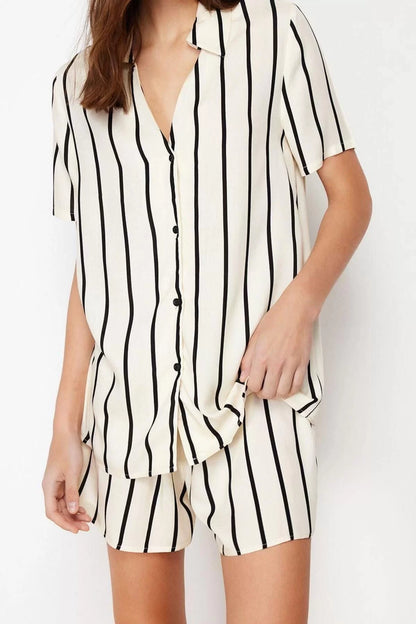 Women's Viscose Shirt Collar Short Sleeve Striped Collar Detailed Viscose Woven Pajama Set