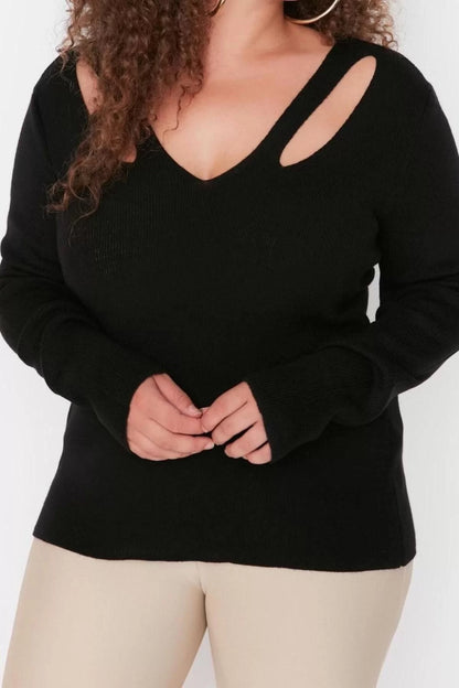 Women's Plus Size Fashion Stylish Regular V Neck Long Sleeve Plain Thin Cut Out Detailed Knitwear Blouse