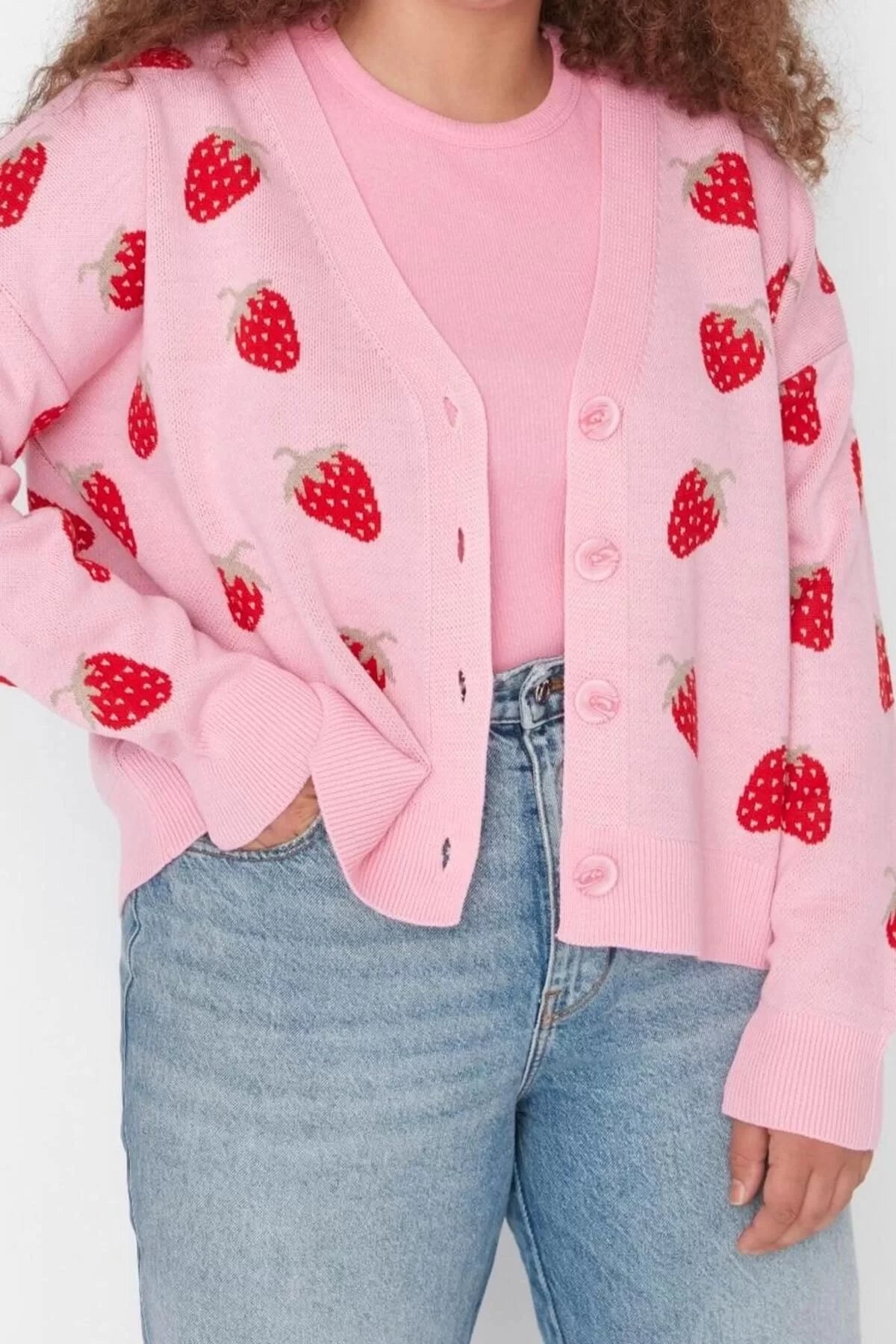 Women's Plus Size Fashion Stylish Regular V Neck Long Sleeve Geometric Strawberry Patterned Crop Knitwear Cardigan