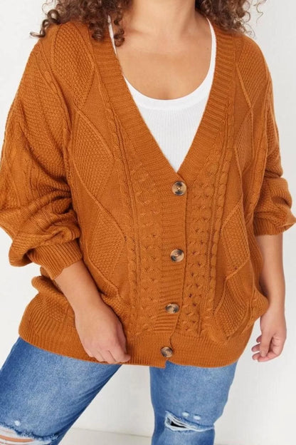 Women's Plus Size Fashion Stylish Regular V Neck Long Sleeve Knitted Detailed Buttoned Knitwear Cardigan