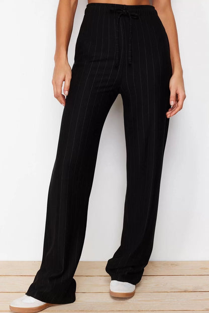 Women's New Fashion Straight Leg Regular Length Knitted Thick Striped Straight Cut Flexible Trousers