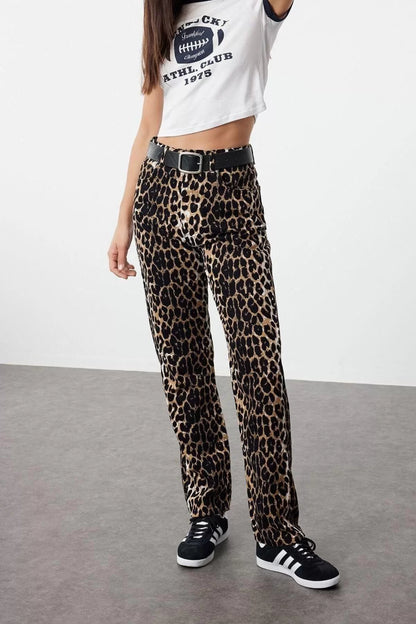 Women's New Fashion Wide Leg Regular Length Woven Leopard Patterned Straight Cut Trousers