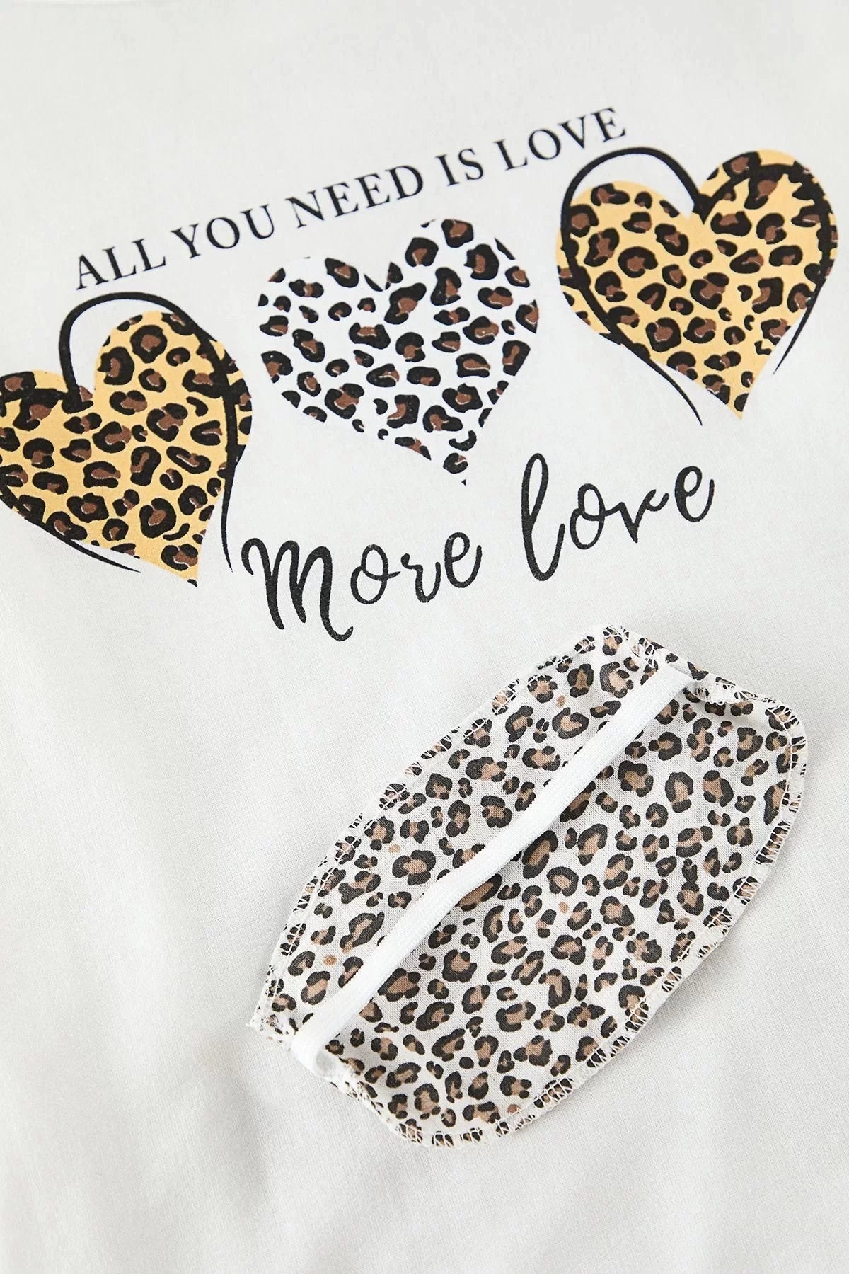 Women's Long Sleeve Cotton Leopard Patterned Heart Shaped Inner Polar Fleece Sleep Band Pajama Set