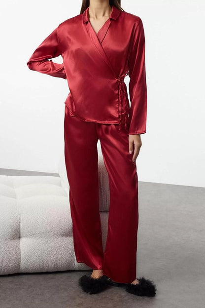 Women's Fashion Stylish Double Breasted Tube Leg Long Sleeve Lacing Detail Satin Woven Pajama Set