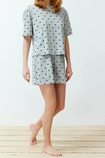 Women's Crew Neck Tube Leg Short Sleeve 100% Cotton Heart Patterned T-shirt-Shorts Knitted Pajama Set