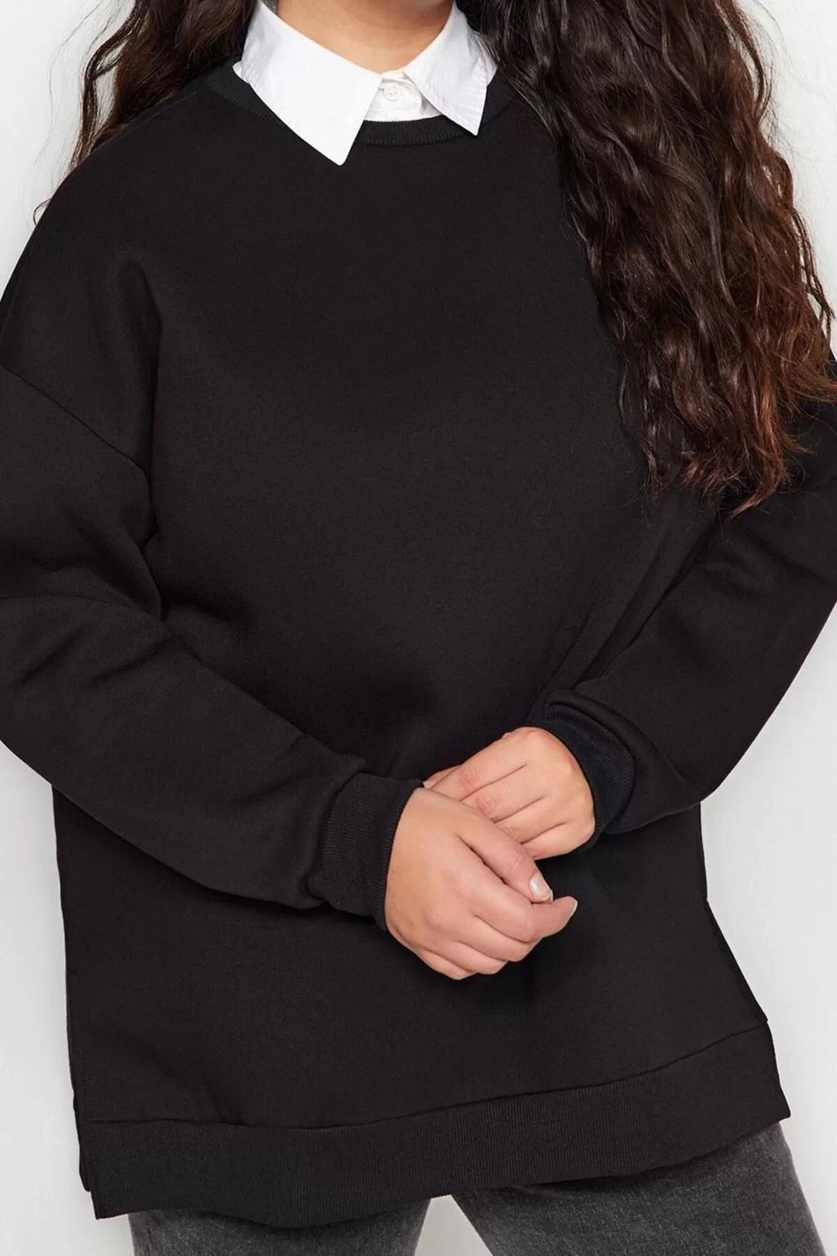 Women's Plus Size Oversize Crew Neck Standard Sleeve Thick Fleece Inside Slit Knitted Sweatshirt