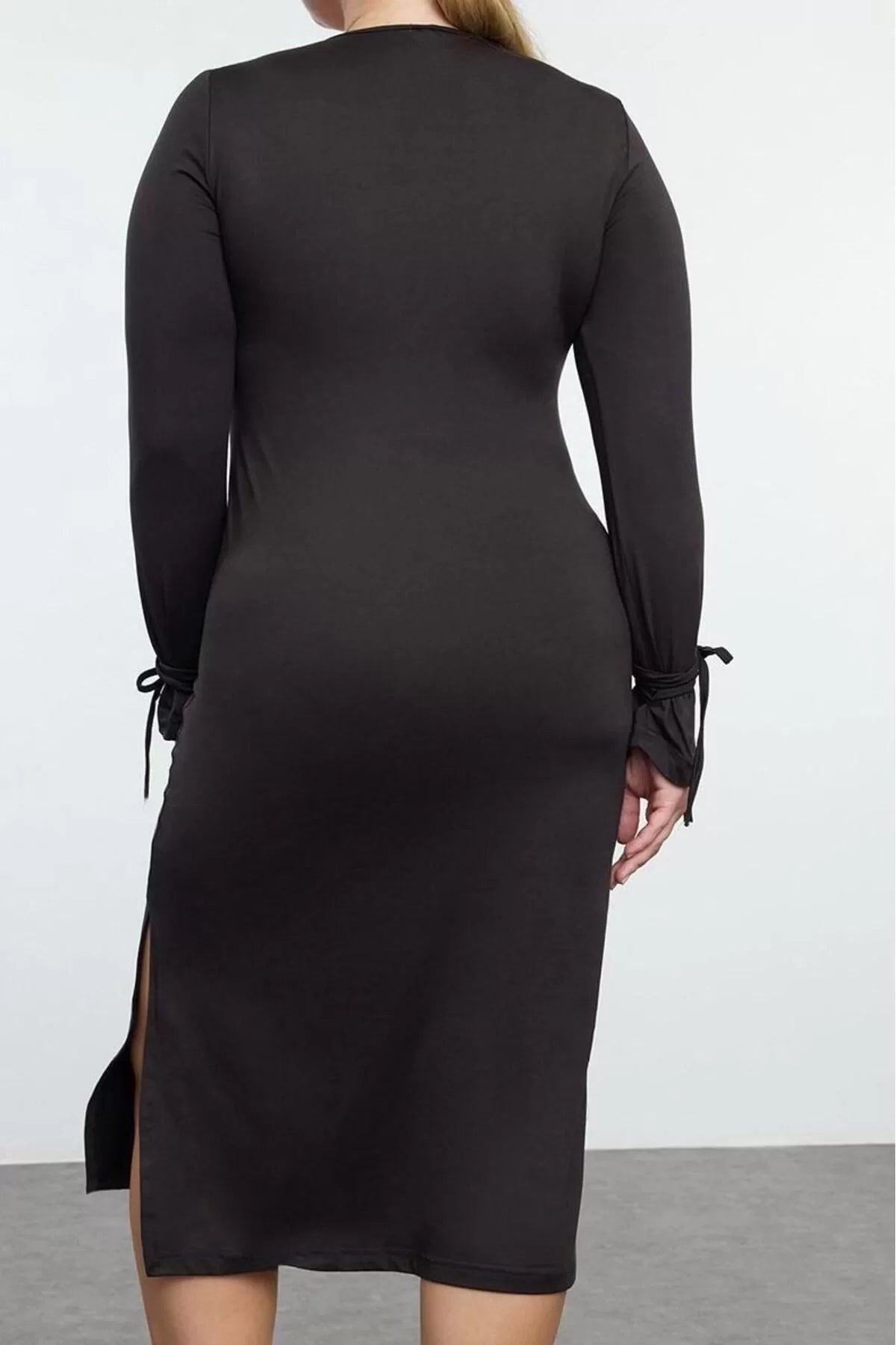 Women Fashion Stylish Plus Size Midi Length Square Neck Fitted Premium Slit Knitted Plus Size Dress