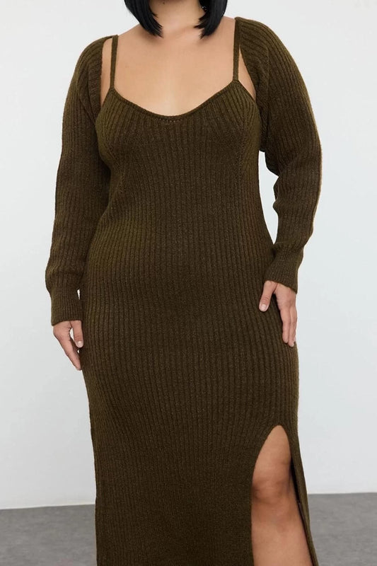 Women's Fashion Stylish Plus Size Midi Length Sweetheart Neck Fitted Corduroy Slit Knitwear Dress & Bolero Set