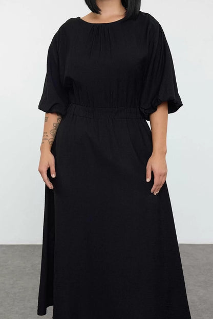 Women Fashion Stylish Plus Size Midi Length Crew Neck Relaxed Textured Balloon Sleeve Woven Plus Size Dress