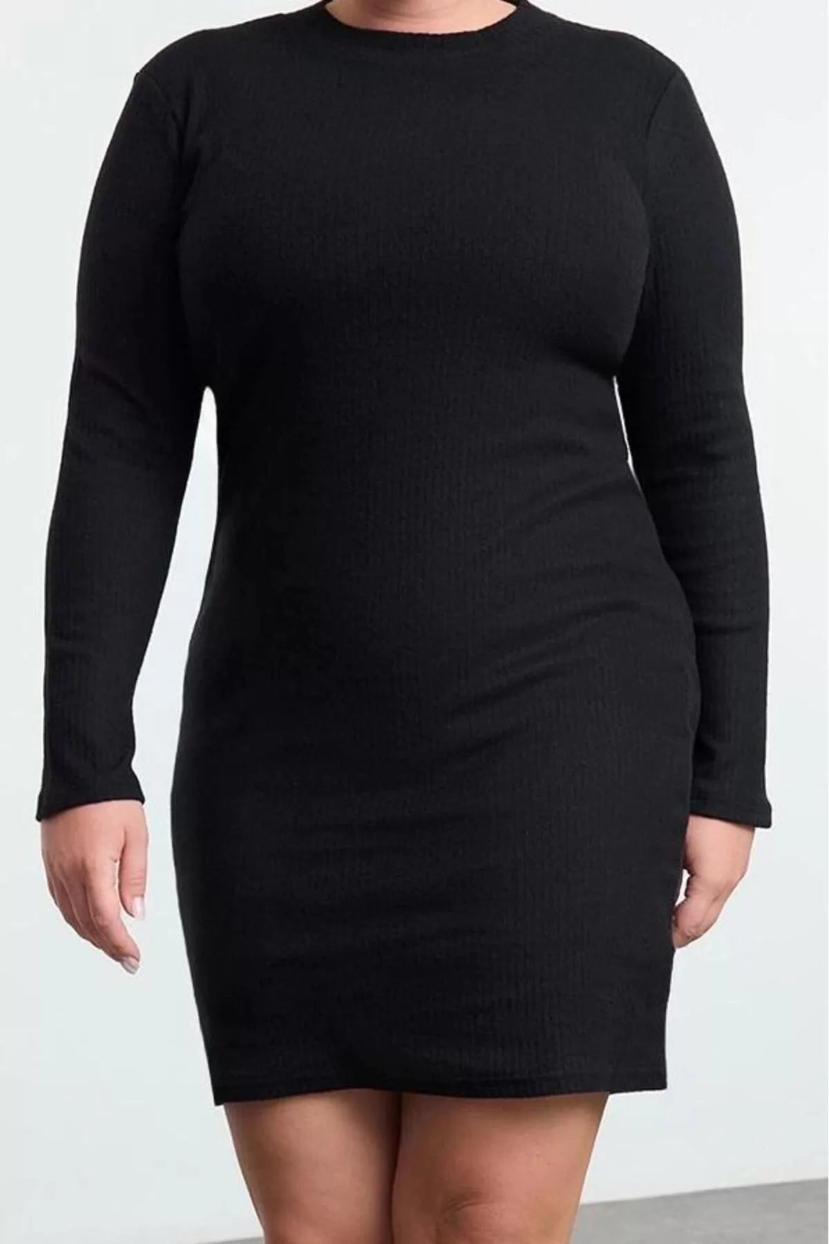 Women's Plus Size Mini Length Crew Neck Fitted Body-Smoothing Ribbed Winter Knitted Plus Size Dress