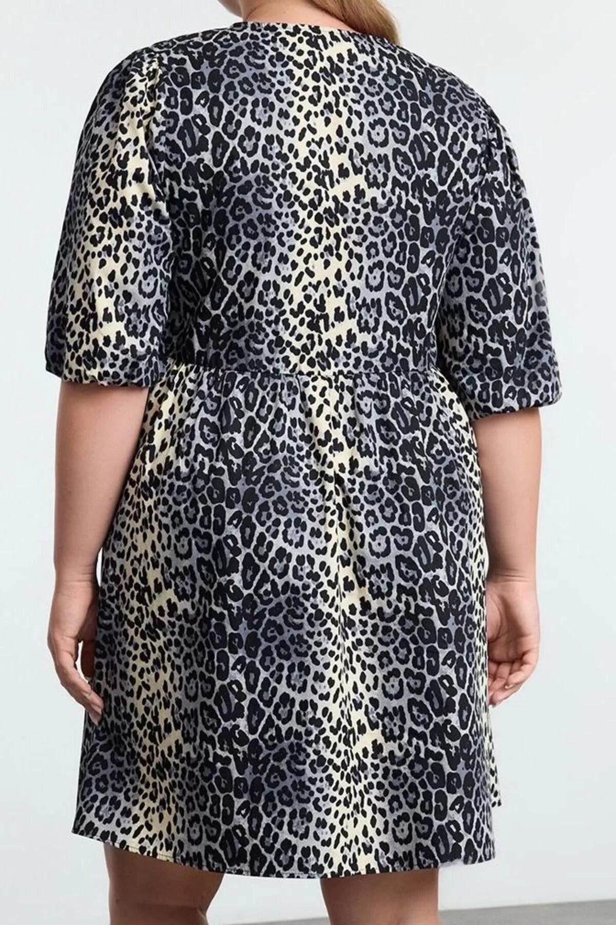 Women's Plus Size Mini Relaxed Bow 100% Cotton Leopard Patterned Woven Plus Size Dress