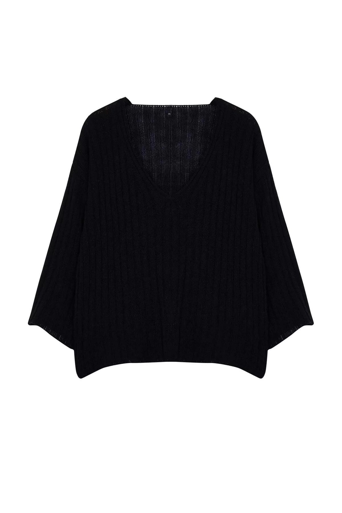 Women Fashion Stylish Plus Size V Neck Low Sleeve Regular Ribbed Knitwear Sweater