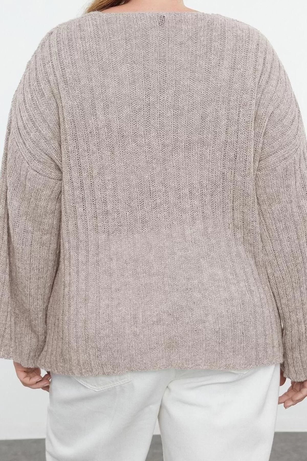 Women Fashion Stylish Plus Size V Neck Low Sleeve Regular Ribbed Knitwear Sweater