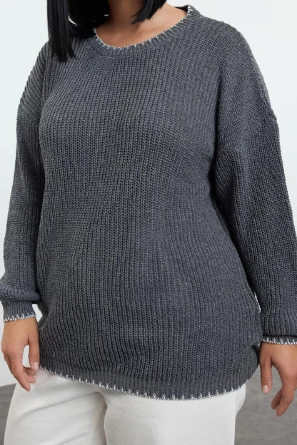 Women Fashion Stylish Plus Size Crew Neck Low Sleeve Regular Stitch Detailed Knitwear Sweater