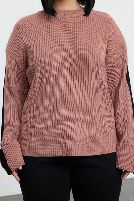 Women Fashion Stylish Plus Size Crew Neck Low Sleeve Regular Striped Folded Sleeve Knitwear Sweater