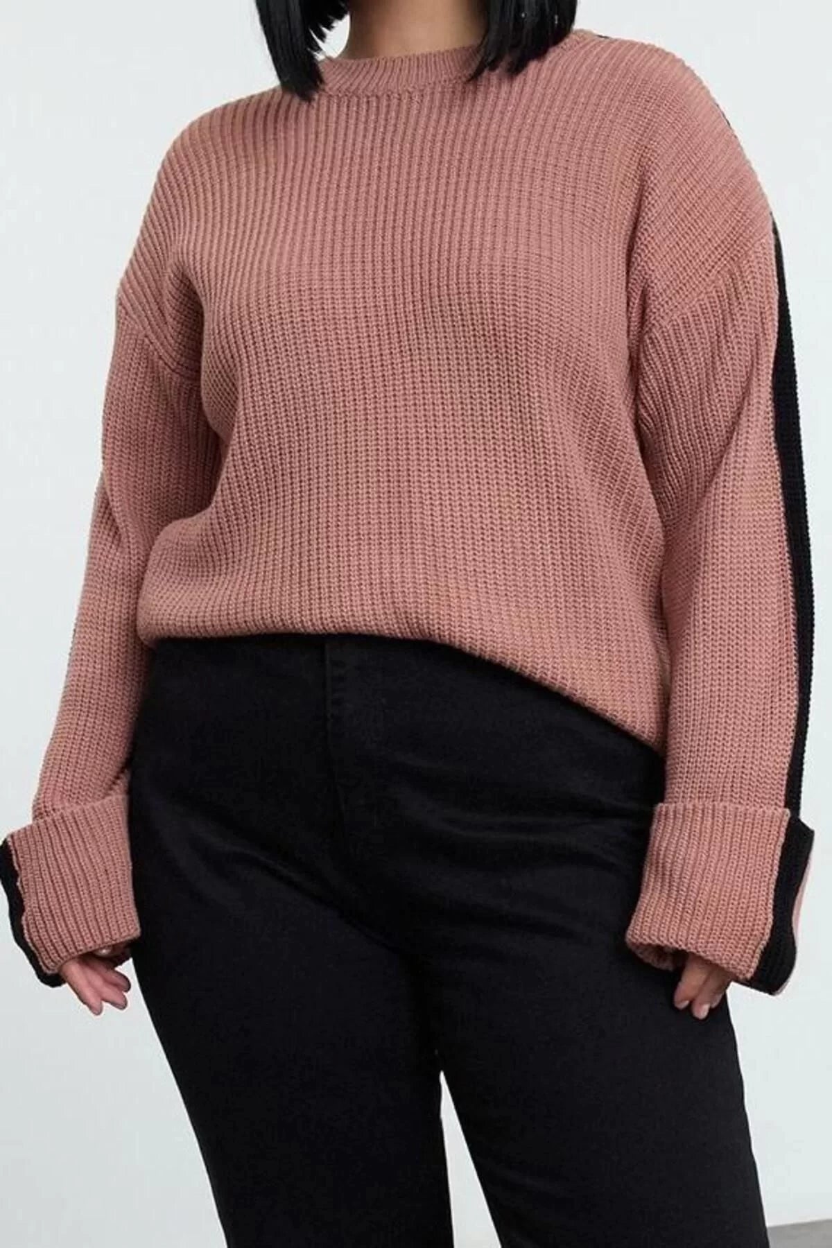 Women Fashion Stylish Plus Size Crew Neck Low Sleeve Regular Striped Folded Sleeve Knitwear Sweater