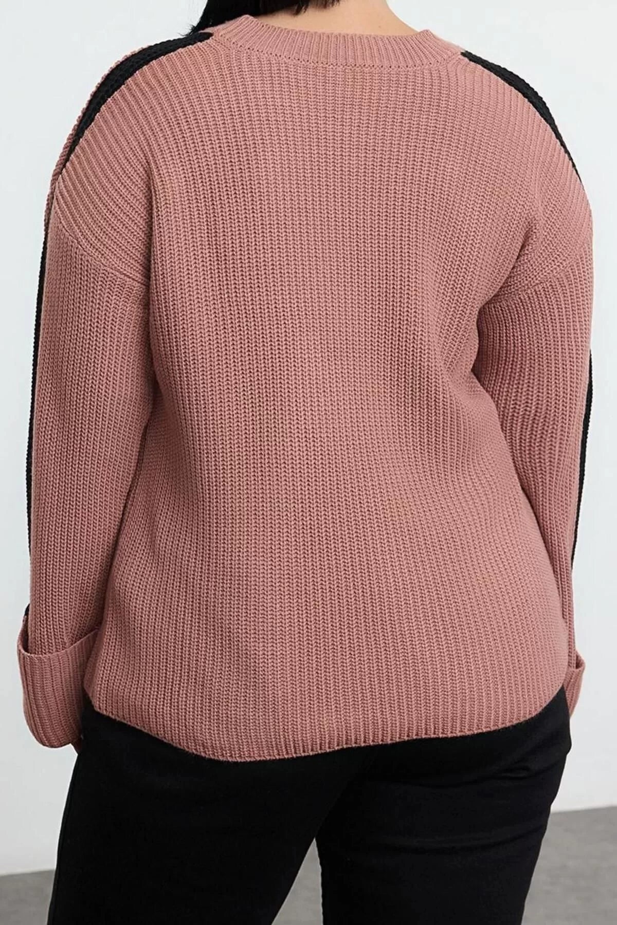 Women Fashion Stylish Plus Size Crew Neck Low Sleeve Regular Striped Folded Sleeve Knitwear Sweater