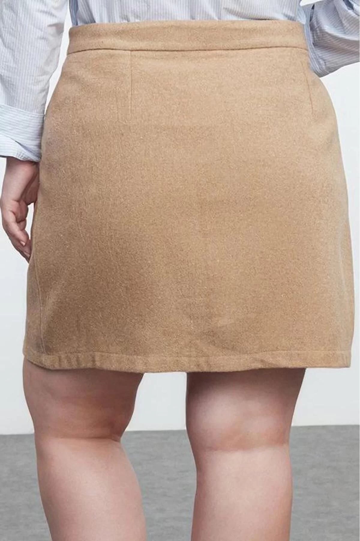 Women Fashion Style Mini Unlined Woven Plus Size Buttoned Zippered Mini Woven Cashmere Thick Skirt