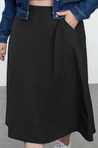 Women Fashion Style Maxi Unlined Woven Plus Size Maxi Zippered Elastic Back Woven Skirt