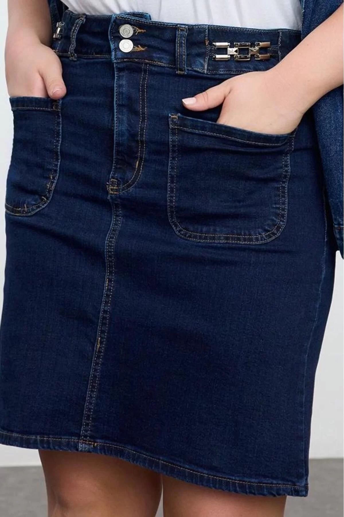 Women Fashion Style Mini Unlined Denim Plus Size Aksaur Detailed Denim Skirt