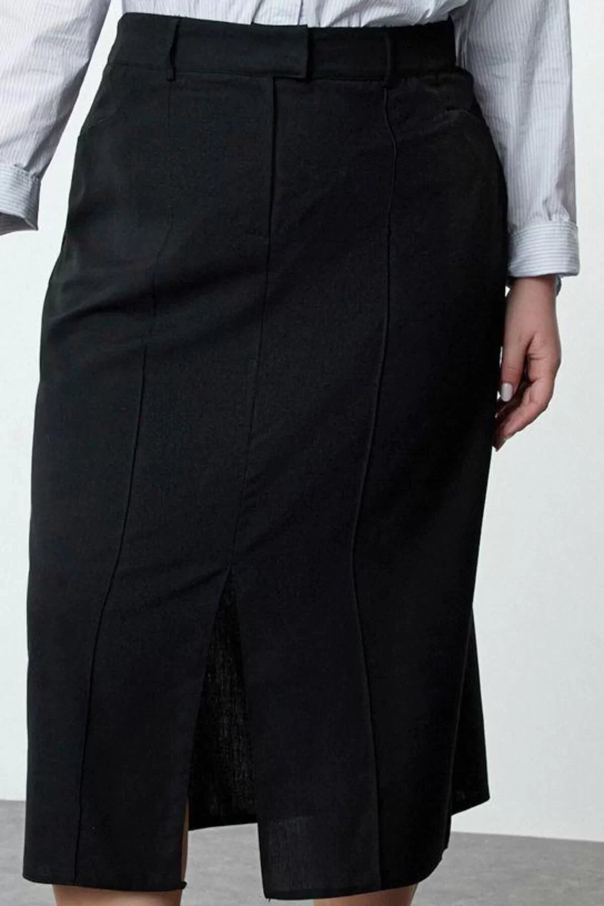 Women Fashion Style Maxi Unlined Woven Plus Size Maxi Slit Woven Skirt