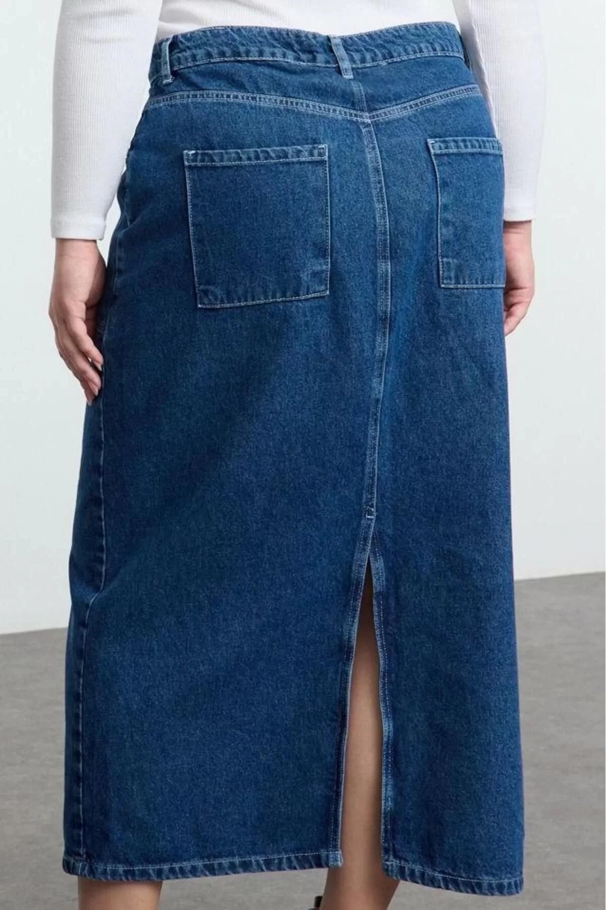 Women Fashion Style Midi Unlined Denim Plus Size More Sustainable Pocket Detailed Midi Denim Skirt