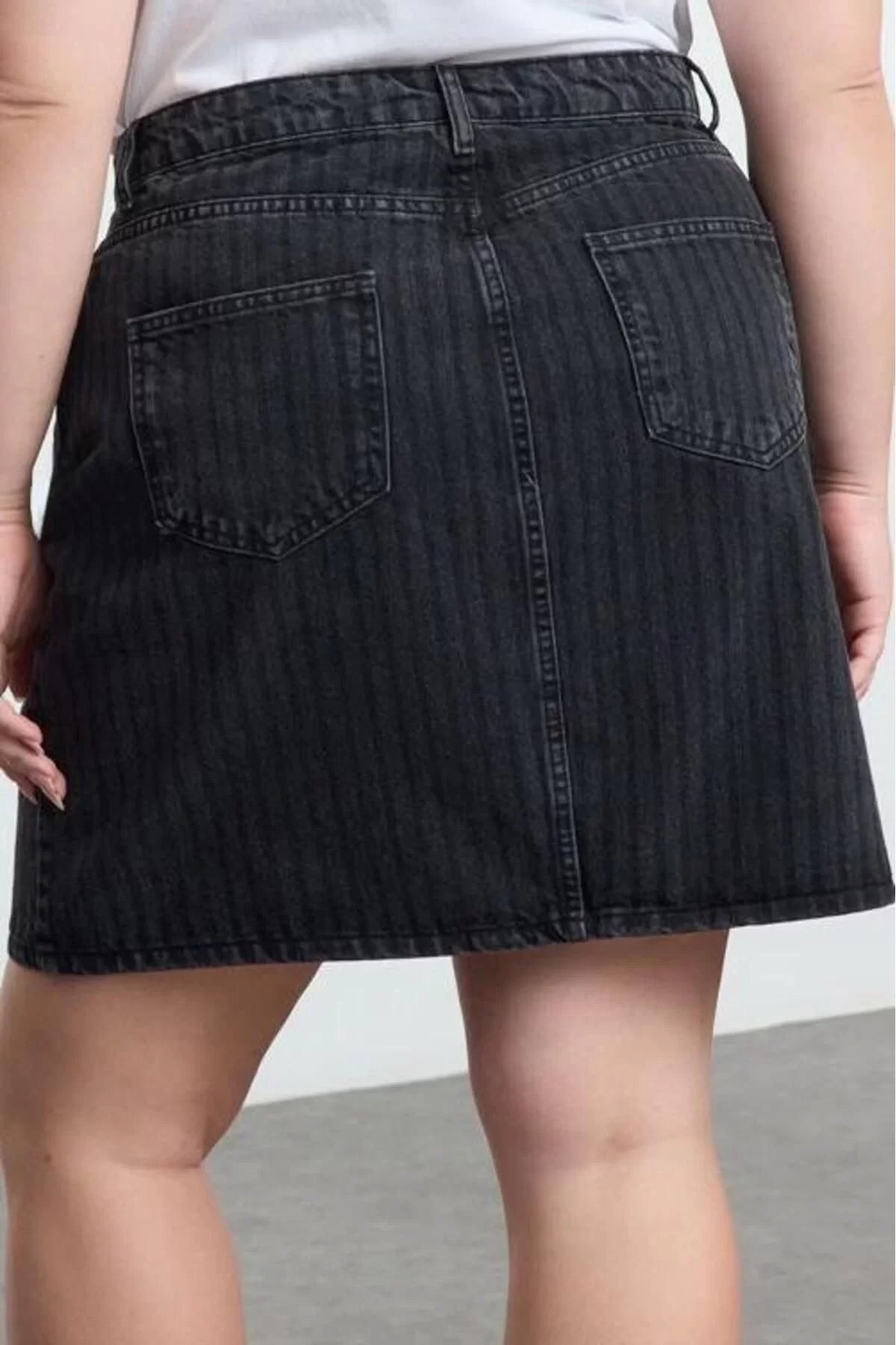 Women Fashion Style Mini Unlined Denim Plus Size More Sustainable Striped Mini Denim Skirt