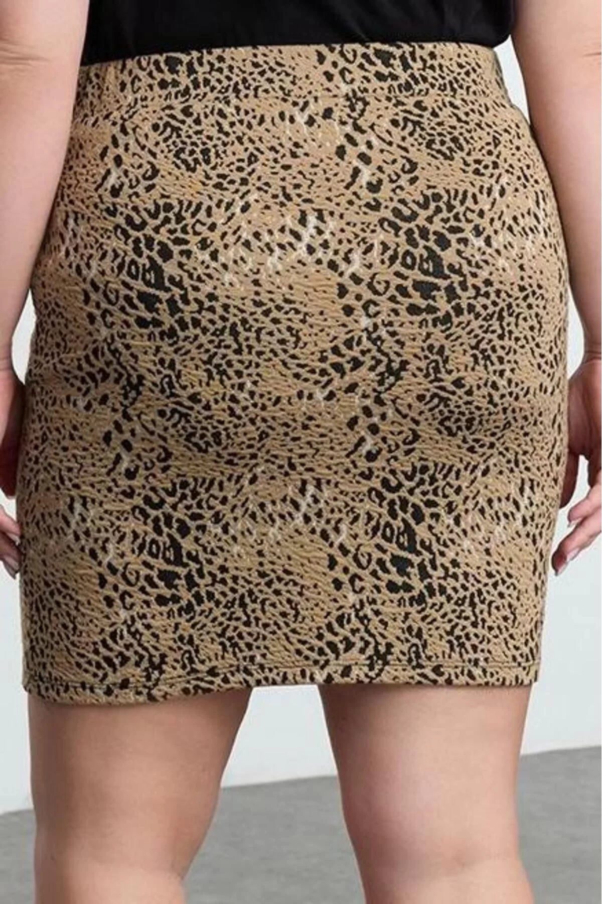 Women Fashion Style Mini Unlined Knitted Plus Size Animal Patterned Knitted Skirt