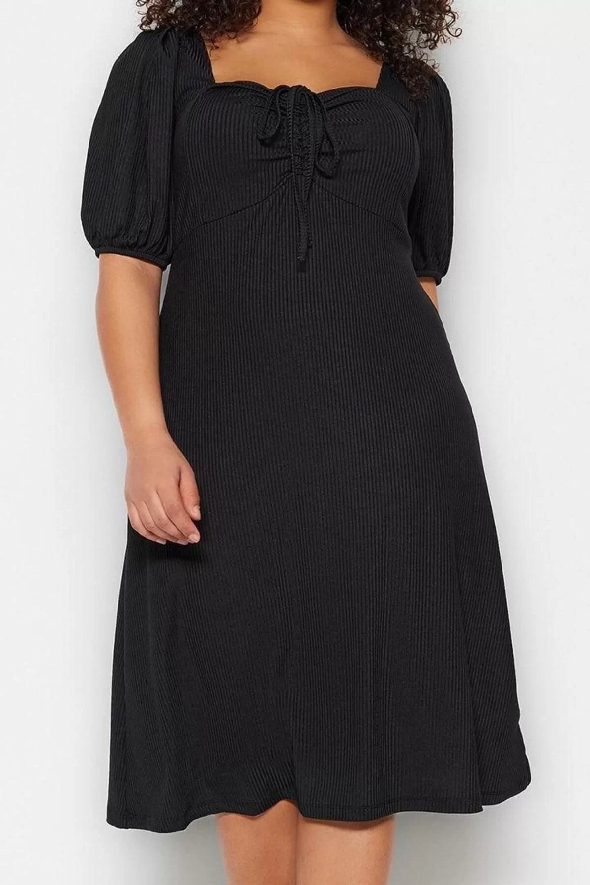 Women Fashion Stylish Plus Size Midi Length Sweetheart Neck Relaxed Knitted Dress