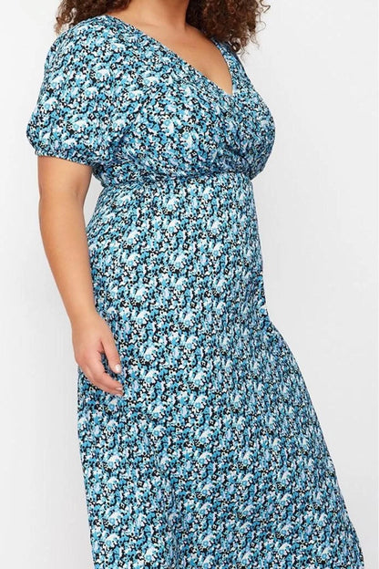 Women Fashion Stylish Plus Size Midi Length Double Breasted Relaxed Floral Knitted Dress