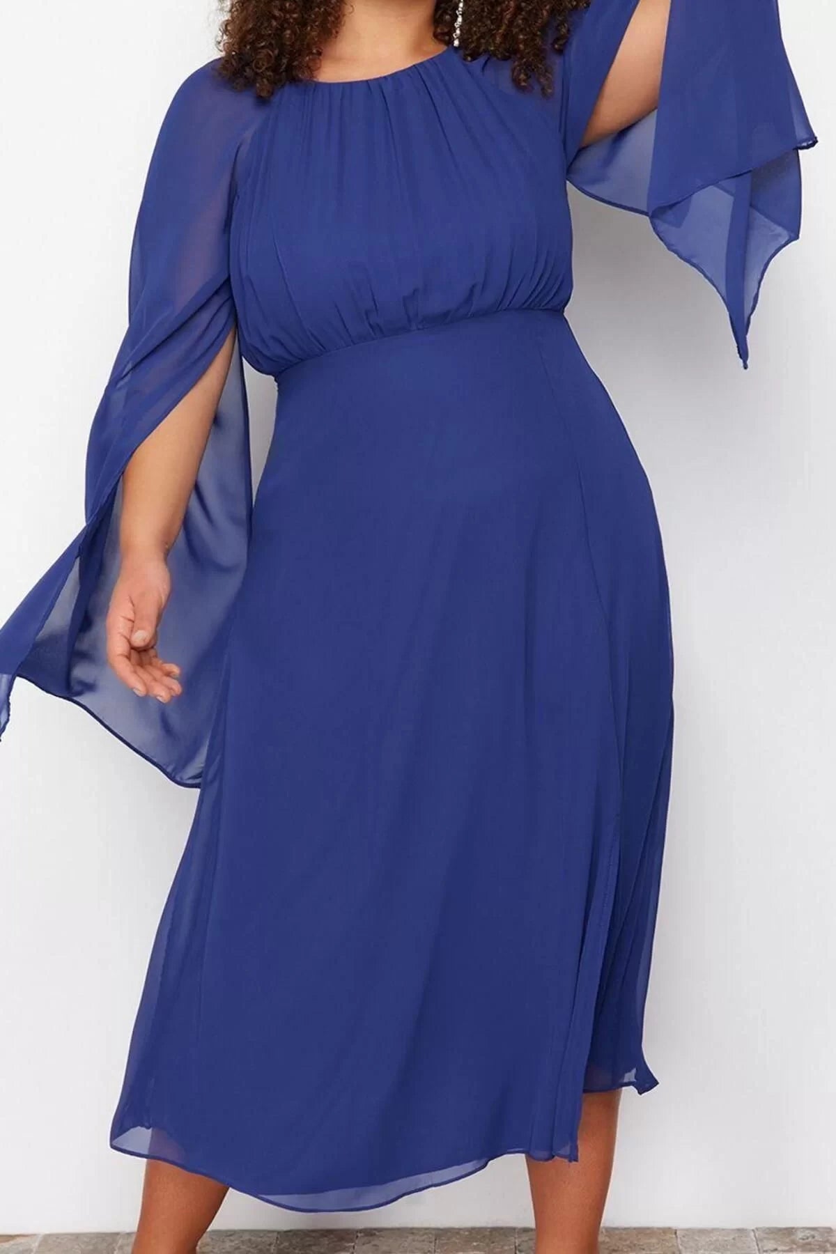 Women's Plus Size Maxi Length Fitted Cape Sleeve Long Lined Chiffon Woven Plus Size Dress