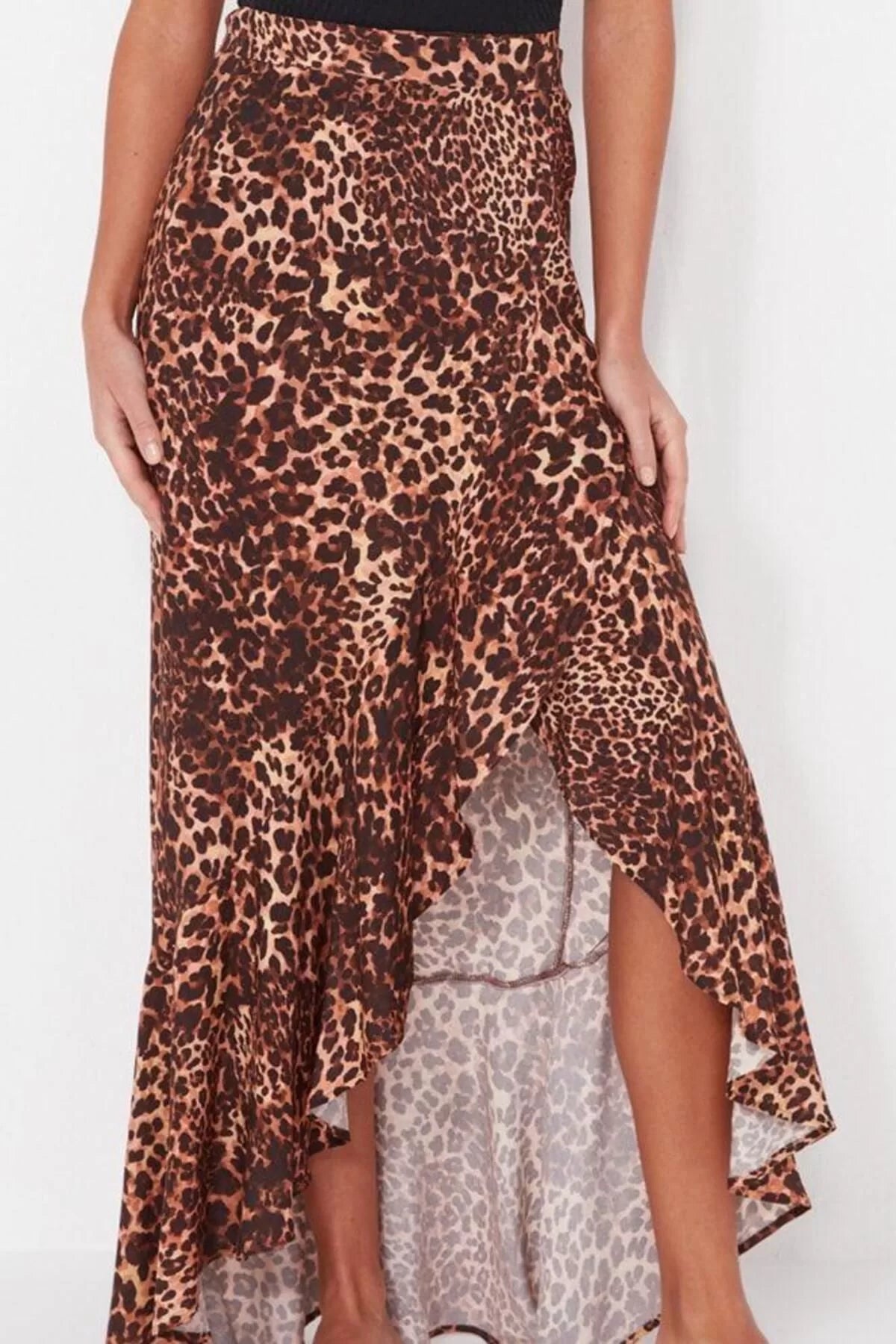 Women Fashion Style Long Unlined Woven Animal Pattern Maxi Woven Flounce Skirt