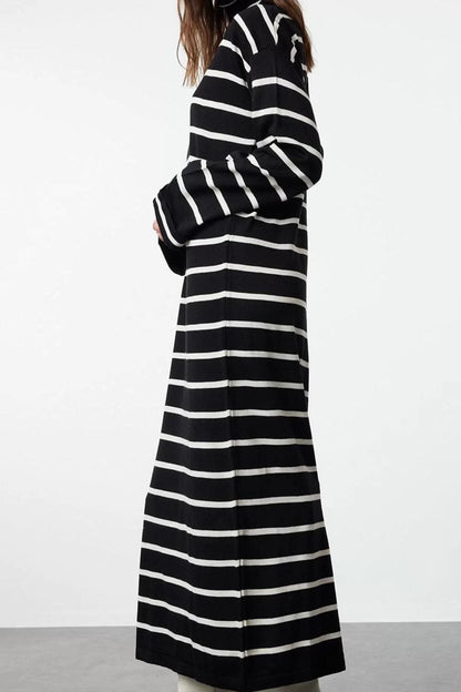 Women Fashion Stylish Hijab Maxi Length Half Turtleneck Relaxed Striped Thin Knit Dress