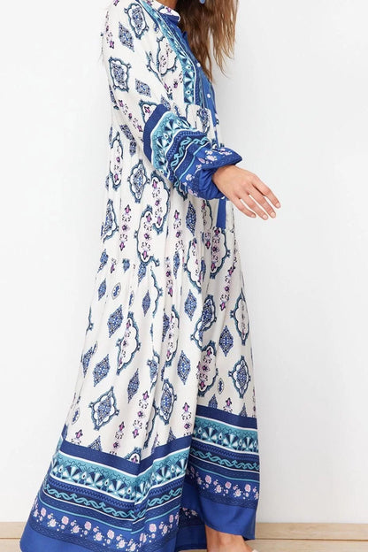 Women Fashion Stylish Hijab Maxi Length V Neck Relaxed Floral Patterned Woven Viscose Dress