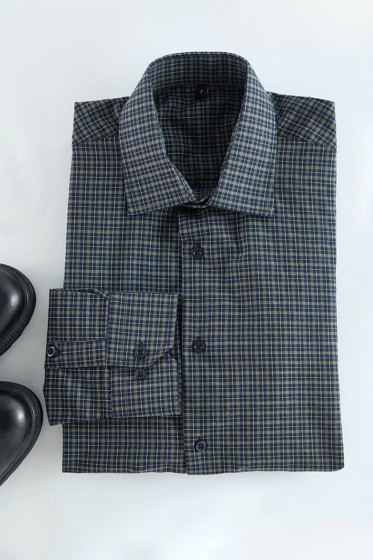 Fashion Shirt Collar Plaid Long Sleeve Regular Fit Easy Ironable Men's Plaid Smart Shirt