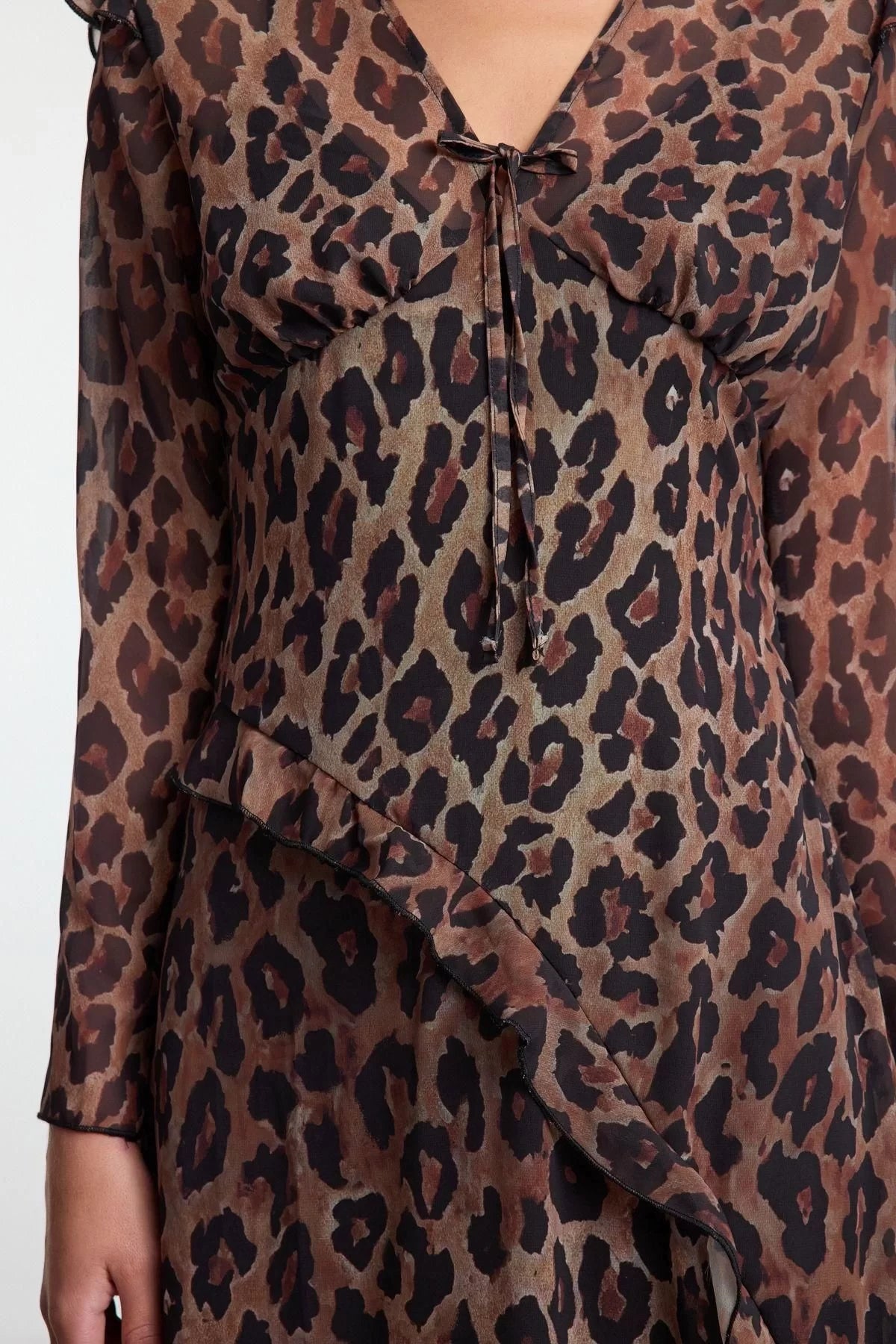 Women Fashion Stylish Midi Length V Neck Fitted Leopard Print Lined Chiffon Woven Dress