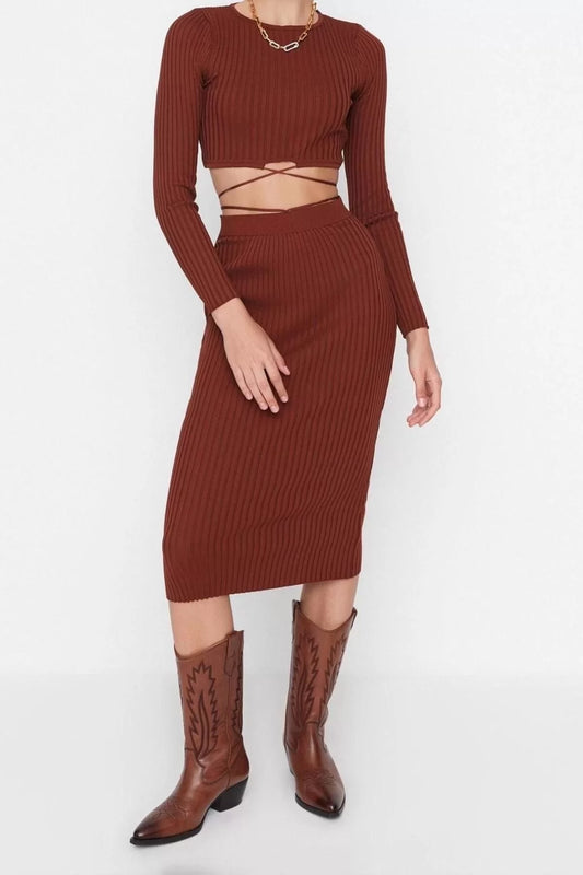 Women's Fashion Stylish Wide Leg Midi Length Long Sleeve Super Crop Tie Detailed Skirted Knitwear Top-Bottom Set