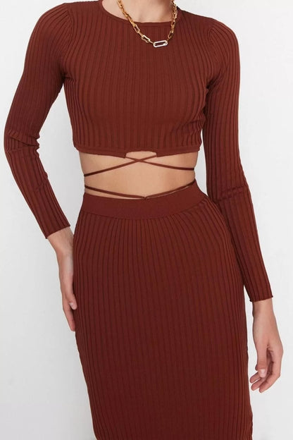 Women's Fashion Stylish Wide Leg Midi Length Long Sleeve Super Crop Tie Detailed Skirted Knitwear Top-Bottom Set