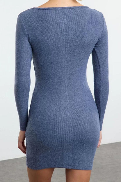 Women's Fashion Mini Length Button Collar Slim Snap Detailed Fitted Elastic Knitted Pencil Dress