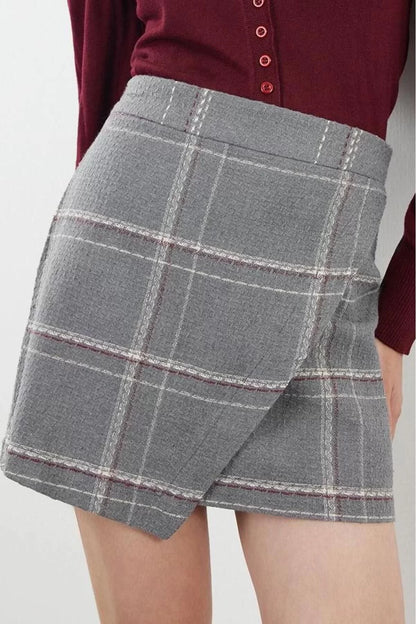 Women Fashion Style Mini Unlined Woven Double Breasted Plaid Skirt