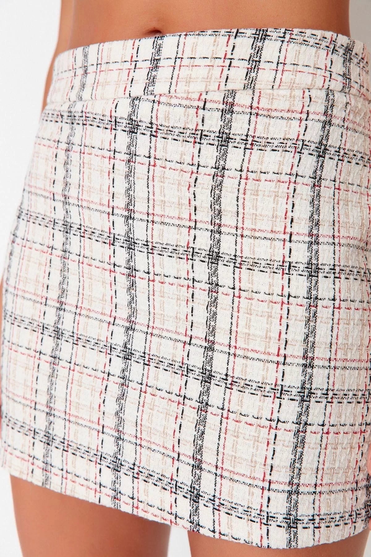 Women Fashion Style Mini Unlined Woven Plaid Patterned Tweed Fabric Mini Woven Skirt