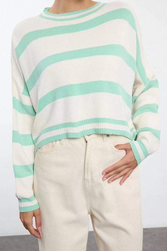 Women Fashion Stylish Crew Neck Low Sleeve Crop Striped Knitwear Sweater